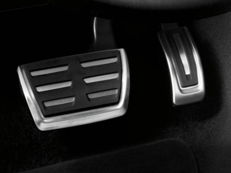 Комплект накладок на педали для Audi Q3 - с АКПП 8U1064205
