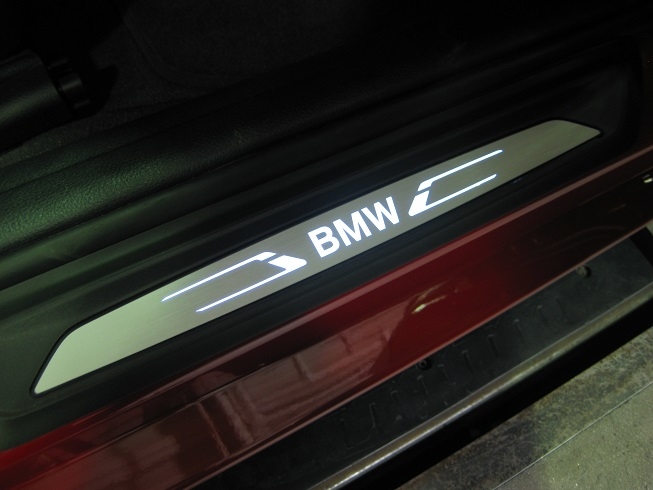 Светодиодные молдинги порогов BMW F20, F30, F31 51472350301