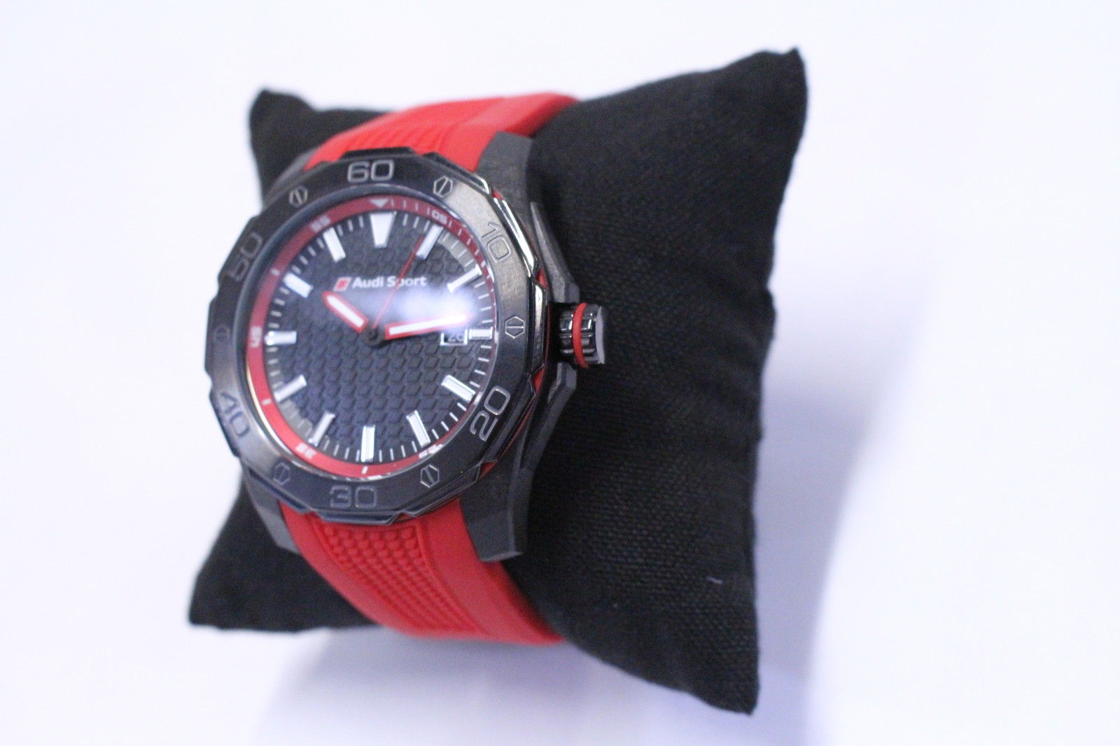 Наручные часы Audi Sport 3101600801