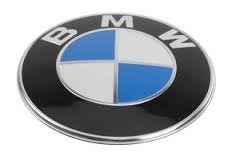 Эмлема капота BMW 5 седан (F10) 51147057794
