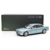 Jaguar XJ6 (X350) Seafrost 1/18 Almost Real 1
