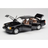 Mercedes 230E -1990 (W124) Black 1:18 Norev 14